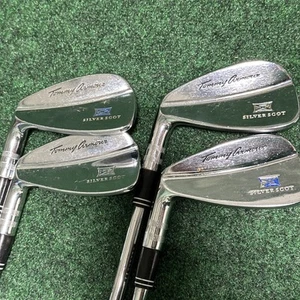 Tommy Armour Silver Scot 4-7 ferri acciaio flex regolare uomo LH bisogno di impugnature - Foto 1 di 12