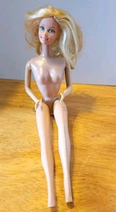 Vintage 1966 Mattel blonde Haare blaue Augen Twist And Turn Barbie Puppe Taiwan - Bild 1 von 12