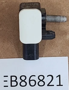 2013-2018 Dodge RAM 1500 2500 3500 Cab Sensor W Mounting Bolt 2016 Ram 1500 OEM - Picture 1 of 12
