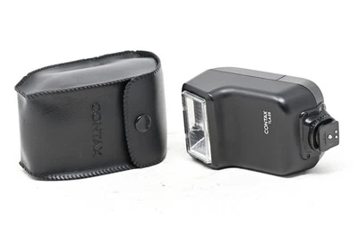 Kyocera Contax TLA 20 Shoe Mount Flash for Contax SLR #B113 - Image 1 of 4