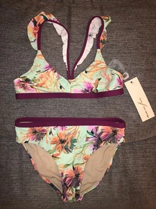 New With Tags Girls Roam Free 2 Piece Bikini Floral Swimsuit. Sizes 10,12 - Picture 1 of 2