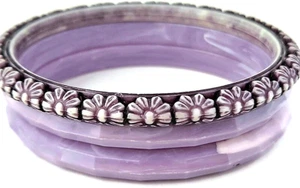LOT 3 BANGLE BRACELETS lavender / Purple,  vintage / hard plastic - Picture 1 of 11