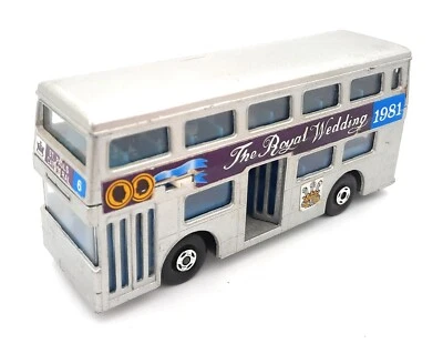 Matchbox Lesney Super Kings K15 The Londoner Bus Royal Wedding '81. Inghilter... - Immagine 1 di 3