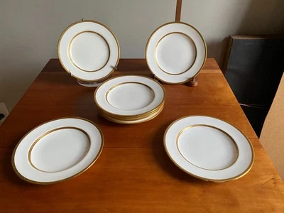 8 Antique Minton G8721 White Bone China 6 1/2" Bread Plates w Incised Gold Trim - Image 1 of 4