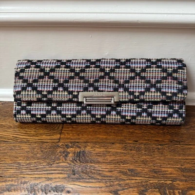 BCBG Carlie Bolso sin asas Multicolor Tejido Bandolera Bolso Convertible Foto 1 de 4