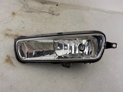 OEM | Luz antiniebla halógena Ford Focus 2015-2018 (izquierda/conductor) #90041448 Foto 1 de 4