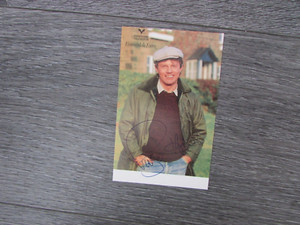 Frazer Hines as Joe Sugden in YTV Emmerdale Farm Pre Printed Signed Cast Card