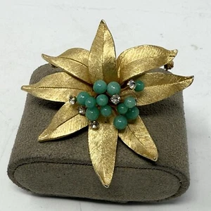 VTG Brushed Gold Tone Dimensional Flower Brooch Faux Jade MCM Floral Figural - Picture 1 of 4