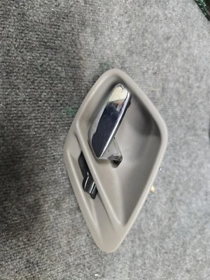 Manija interior del panel de la puerta del pasajero delantero derecho Jeep Grand Cherokee 1999-2004 Foto 1 de 4