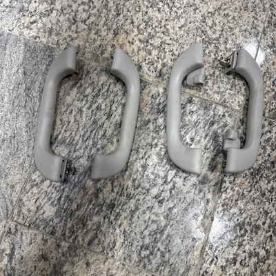 Комплект оригинальных внутренних ручек для крыши 2012–2016 SUBARU IMPREZA - Изображение 1 из 4