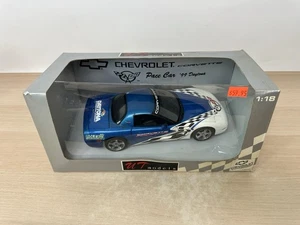 UT Models 1:18 Scale Diecast Chevrolet Corvette '99 Rolex At Daytona 24 Pace Car - Picture 1 of 22