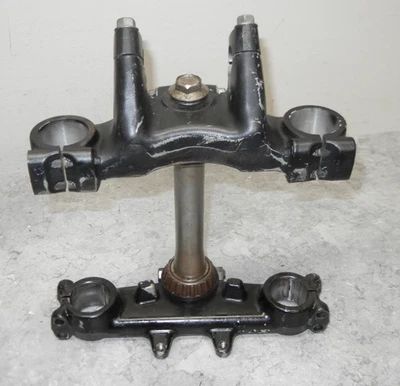 Yamaha YZ125D YZ 125 D 1977 triple árbol vástago de dirección abrazaderas de horquilla 5X3-23435-01-9 Foto 1 de 4