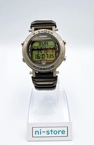 Reloj digital Casio G-Shock MRG-1 vintage de titanio para hombre raro - rango C - Imagen 1 de 24
