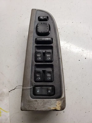 Driver Front Door Switch Driver's Master Fits 03-07 SIERRA 1500 PICKUP 1337970 - Image 1 of 4