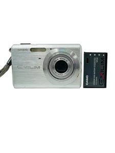 Casio Exilim Camera EX-Z60 6.0MP Digital Camera - Silver - with Battery T112 - Picture 1 of 7