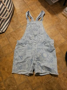 Girls PLACE Shorts Overalls Girls Size 16 Blue Jean Flowers And Pasleys. - Picture 1 of 5