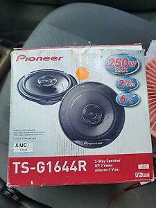 Pioneer TS-G1644R 2-Way 6.5in. Car Speakers System