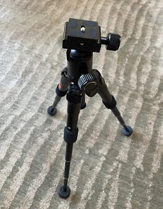ProMaster TTS522 Table Top Tripod - Picture 1 of 6