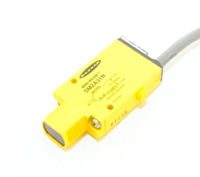 Banner SM2A31R Mini-Beam Receiver Photoelectric Sensor - 24-240VAC - Image 1 of 4