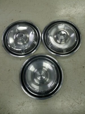 *Juego de 3* Tapacubos Ford Torino Fairlane 1969-1971 vintage 14" cubiertas de rueda usadas Foto 1 de 4