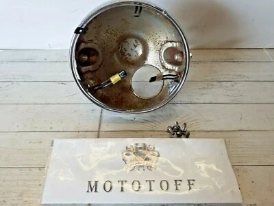 COQUE FEU AVANT PHARE HONDA 650 NTV de 1989 à 1997 - réf : 50 - Photo 1/3