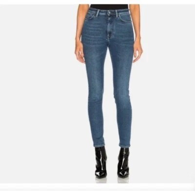 Pantalones de mezclilla ajustados de tiro alto con aguja ACNE en azul marino talla 26 x 32 Foto 1 de 4