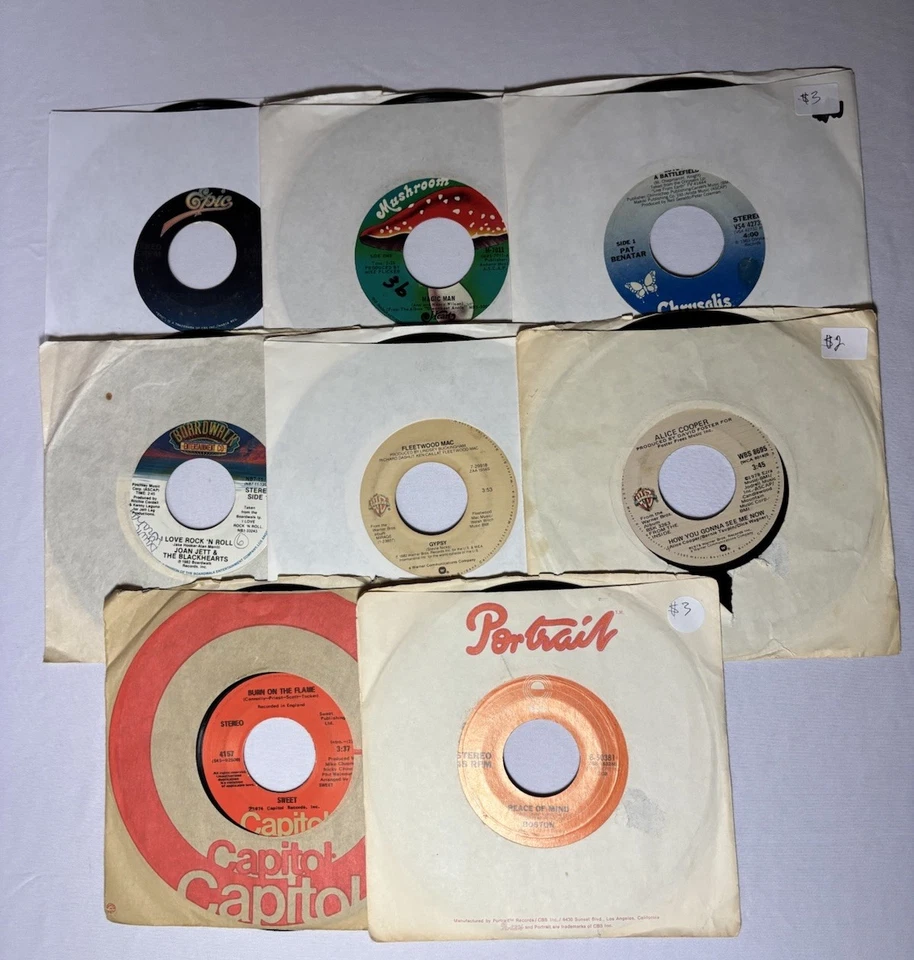 7" 45 RPM Lot 2.  Rock: Cheap Trick, Heart, Benatar, Jett, Fleetwood Mac + More - Image 1 of 1