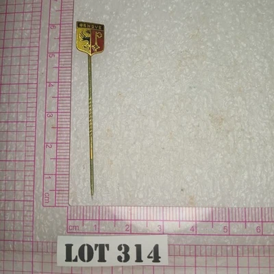 Vintage Switzerland Geneve Coat of Arms Eagle Key Ski Resort Pin 1/1 LOT 314 - Bild 1 von 4