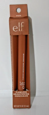 e.l.f. Corrector iluminador impecable, bronceado iluminador Foto 1 de 2