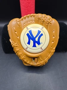 Rarität Vintage New York Yankees Commemorative Mini Nachtlicht - FUNKTIONIERT - Bild 1 von 4