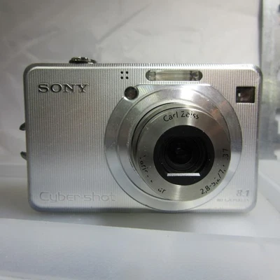 Sony Cyber-shot DSC-W110 7.2MP Digital Camera With  Silver - Tested - Image 1 of 4