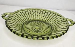 Vintage MCM Indiana Glass Avocado Green Honeycomb 2 Handle Candy/Trinket Dish  - Picture 1 of 3