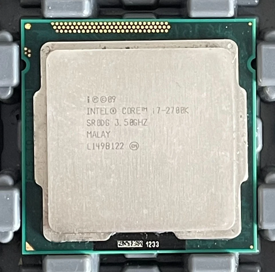 Intel Core i7-2700K SR0DG 3.50GHz 4-core 8-thread LGA-1150 8MB CPU processor - Image 1 of 1