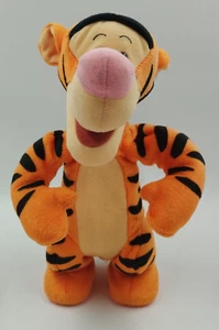 Hüpf Tigger Winnie Pooh 1998 Mattel Vintage Kuscheltier "singt,hüpft,springt" - Bild 1 von 6