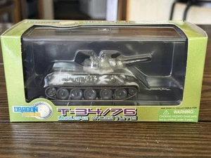 Dragon Armor 1:72 T-34/76 mod. 1942 con torretta fusa, fronte orientale 1943, n. 60208 - Foto 1 di 6