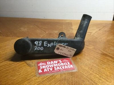 Entrada de tubo de aire # 5432441 Polaris 1997-1998 Explorer 300 ATV Foto 1 de 4