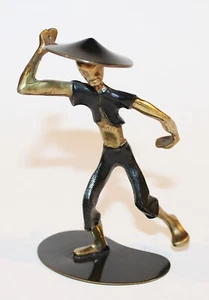 Ältere kleine Messing Figur ,Richard Rohac ? - Bild 1 von 8