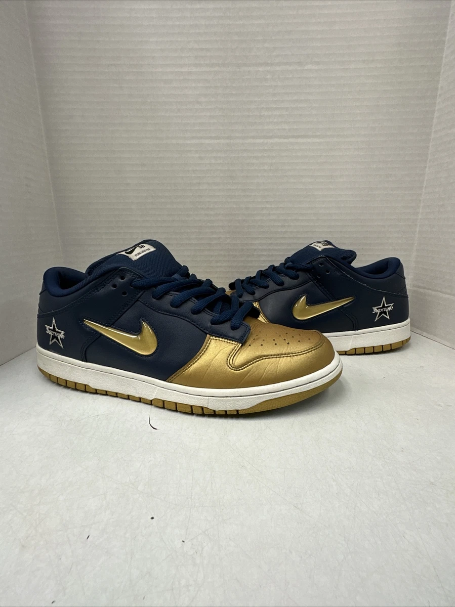 Nike Supreme x Dunk SB QS Low Metallic Gold for Sale