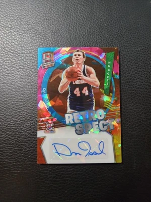 2021-22 Panini Spectra Dan Issel Retrospectiva Autógrafos Astral Auto/49 Foto 1 de 2