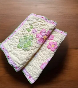 Pottery Barn Kids gesteppter Standard 2 Kissenbezug BLUMEN rosa grün gelb EMILY - Bild 1 von 6
