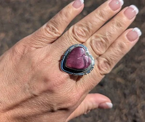Anillo Corazón Ostra Espinosa Naranja Navajo Hecho a Mano Nativo Am Joyería Talla 9.25 EE. UU. - Imagen 1 de 8