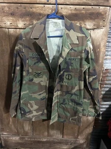 Vintage US Army Jacket Mens Size S Woodland Camo US Military Field Coat 80s VTG - Picture 1 of 7