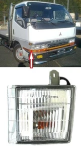 RIGHT FRONT CORNER INDICATOR LIGHT LAMP FITS FOR MITSUBISHI CANTER 1993-1997 - Picture 1 of 6