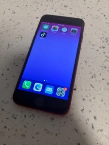 tiktok installé sur i phone 8 édition rouge - Photo 1 sur 3