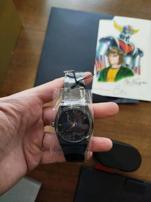 Tissot Goldrake Grendizer, Prx LIMITED EDITION 50th, Autografato Da Go Nagai - Immagine 1 di 4