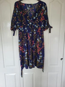 Redherring Ladies Blue floral Short Sleeved Knee Length Dress. Size 20 - Picture 1 of 6
