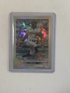 2022 Topps Chrome Sonic Oneil Cruz Refractor Variation Yellow Gloves RC SSP 🔥 - Picture 1 of 6