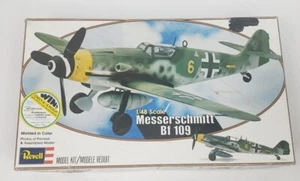 Revell Messerschmit Bf 109 kit modellino modellato a colori 1:48 scuola 1978 - Foto 1 di 9