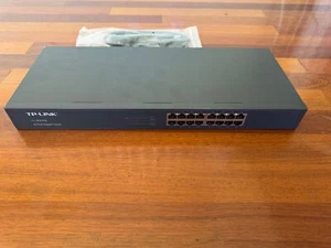 TP-Link TL-SG1016 16-Port Gigabit Network Switch - Picture 1 of 4