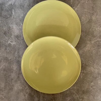 Set Of 2 IKEA Fargrik Sweden 12011 Lime Green Light Dinner Plate 10 1/4" - Image 1 of 4